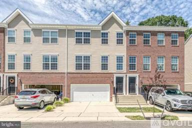 Main picture of 3 Creekside Way