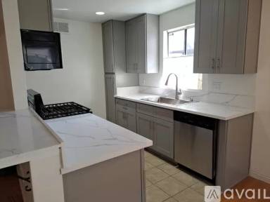 Main picture of 5232 Wilkinson Ave