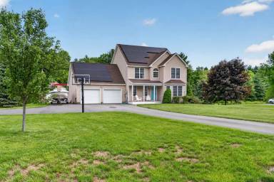 Main picture of 9 Stephen Dr