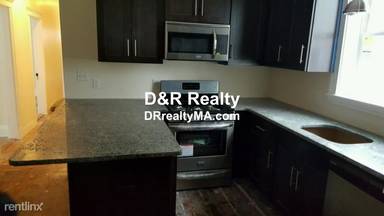 Main picture of 32 Sumner St