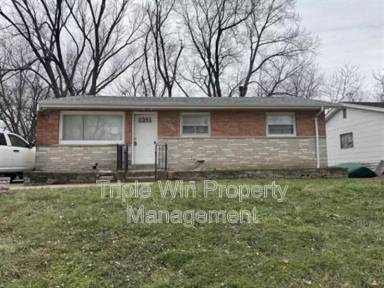 Main picture of 11490 Essex Ave