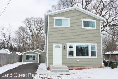 Main picture of 8804 Durand Ave