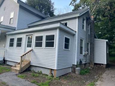 Main picture of 70 Maple Ave