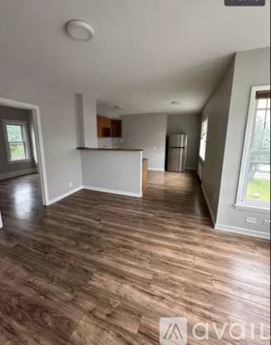 Main picture of 9 Bayard St