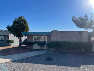 Main picture of 1053 S 13th St