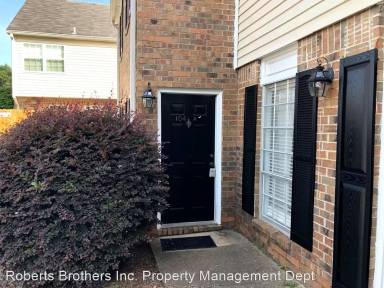 Main picture of 104 Du Rhu Dr
