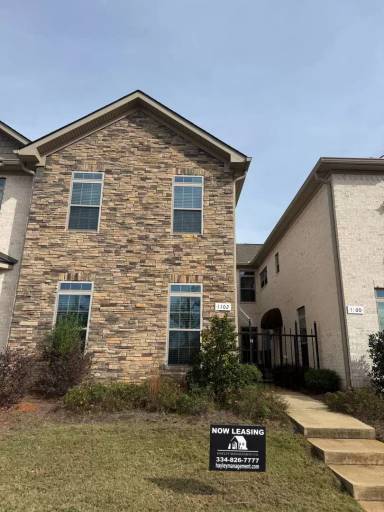 Main picture of 1102 Runningvine Ln