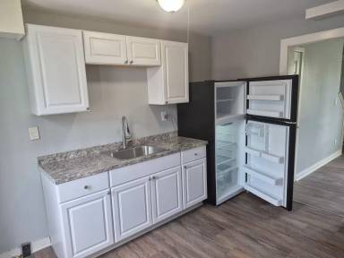 Main picture of 50-60 Crane Pl