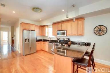 Main picture of 34 Church St