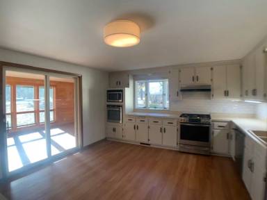 Main picture of 1395 Brown Rd S