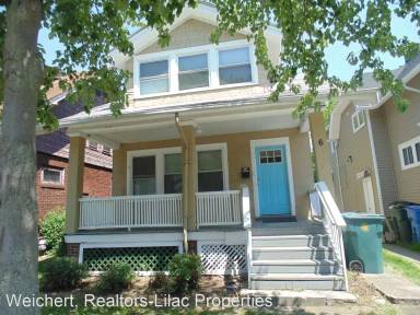 Main picture of 6 Custer St