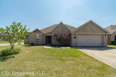 Main picture of 561 Verona Way
