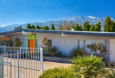 Main picture of 1830 E Racquet Club Rd