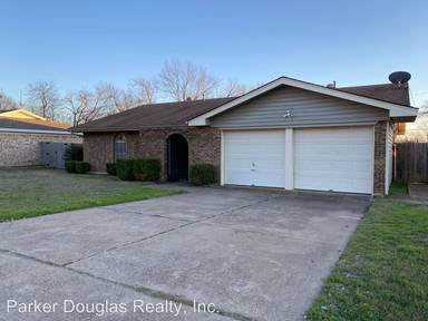 Main picture of 1109 Vivienne St
