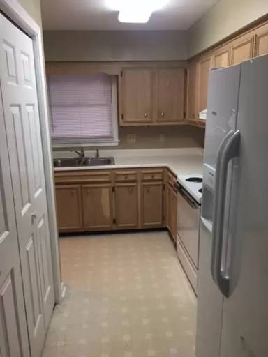 Main picture of 104 Churchill Xing