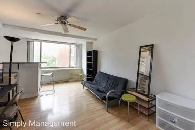 Main picture of River Place