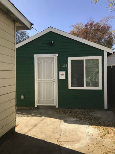 Main picture of 2313 1/2 Cantalier St