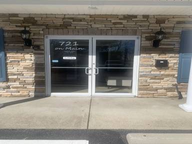 Main picture of 721 Main St