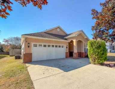 Main picture of 3327 Dartmouth Dr
