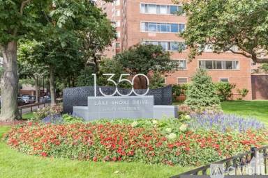 Main picture of 1350-60 Lake Shore Drive Apartments
