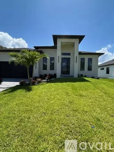 Main picture of 4329 SW 16th Pl