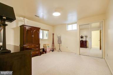 Main picture of 15110 Serbian Ln