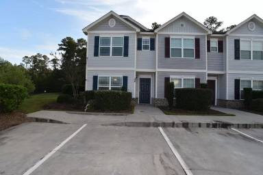 Main picture of 20 Winter Lake Cir