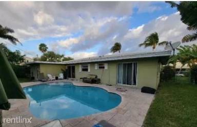 Main picture of 1011 Powell Dr