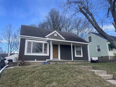 Main picture of 821 Carneal Rd