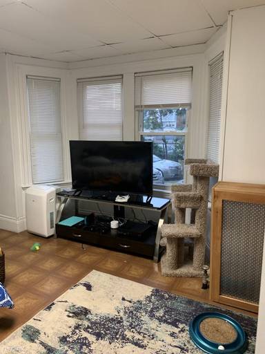 Main picture of 9 Eden St