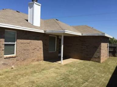 Main picture of 10603 Canton Ave
