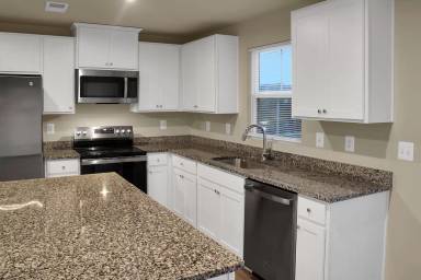 Main picture of 80 Glacier Ave