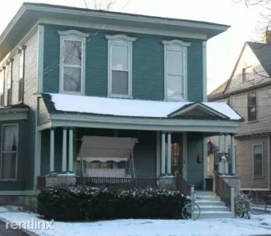 Main picture of 718 S Park St