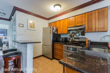 Main picture of 1334 Marlborough St