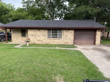 Main picture of 503 Ravine St
