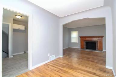 Main picture of 11689 Wayburn St