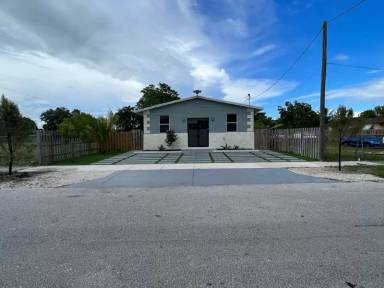 Main picture of 5417 SW 19th St