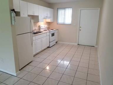 Main picture of 2319 Wilson St