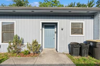 Main picture of 7627 Indian Lakes Dr