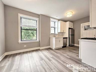 Main picture of 3937 N Janssen Ave