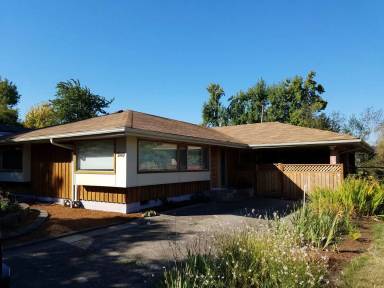 Main picture of 3010 Harris St