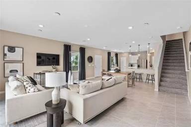 Main picture of 4608 Green Palm Ln