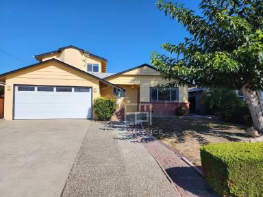 Main picture of 3465 Cabrillo Ave
