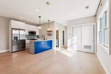 Main picture of 1102 Staples St NE