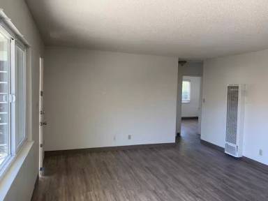 Main picture of 808-812 N. Bradley Road - 812-A