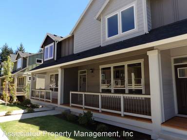 Main picture of 7713 NE Mary Beth Ln