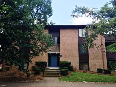 Main picture of 5814 E Liberty Blvd