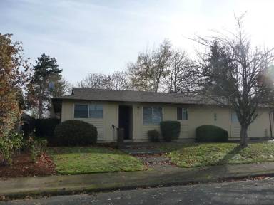Main picture of 6051 Bingtree Ct NE