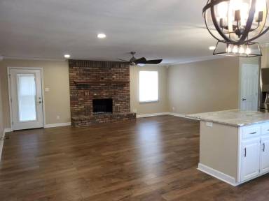 Main picture of 109 Jennison Sq