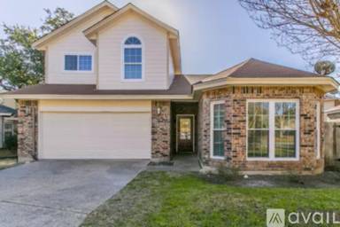 Main picture of 4610 Acacia Woods
